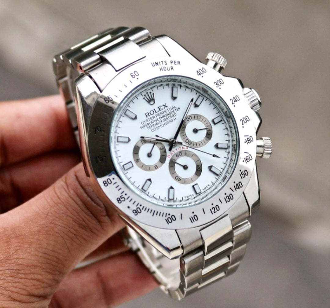 Role_x Daytona Panda shahrukh khan watch (with og box)